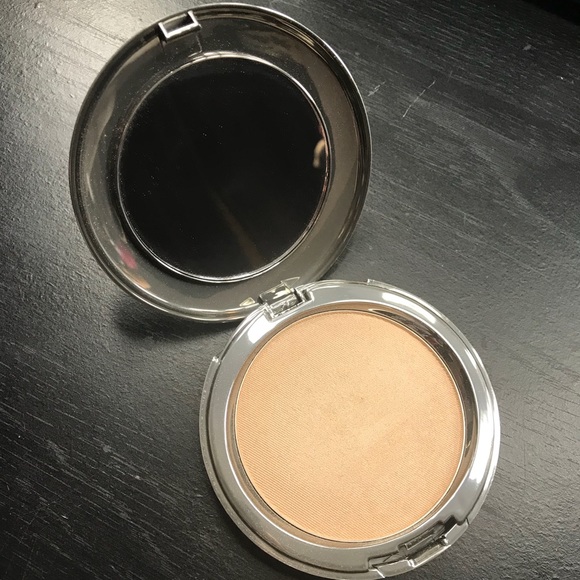 COVER FX Other - Cover FX Highlighting Powder